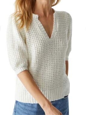 Michael Stars Chalk V-Neck Textured Short Sleeve Sweater
